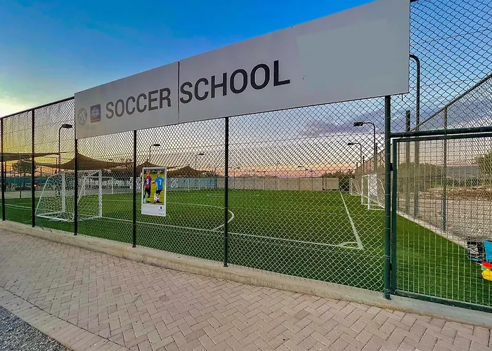 Beautiful, Modern Iz01 With Private Garden And Hot Tub On Aphrodite Hills クークリア