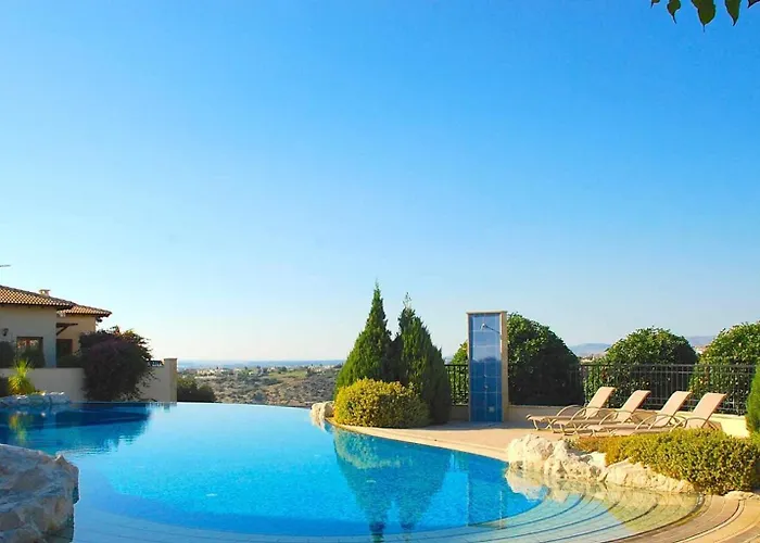 ヴィラ Beautiful, Modern Iz01 With Private Garden And Hot Tub On Aphrodite Hills