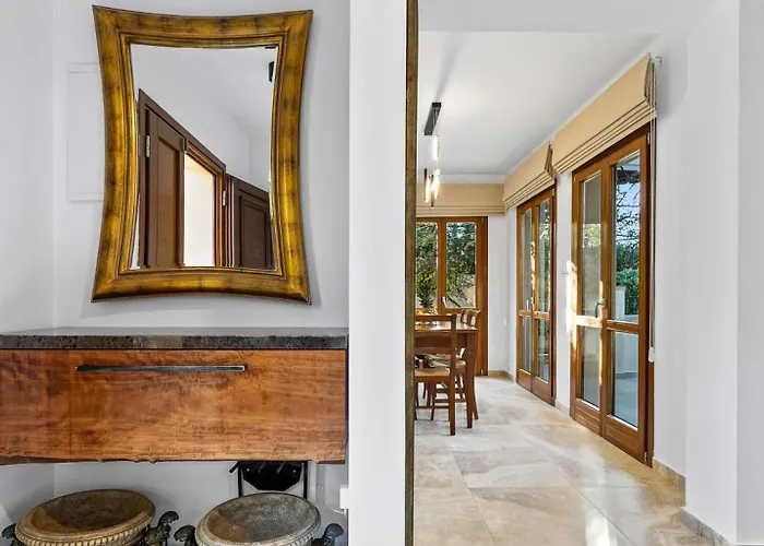 Beautiful, Modern Iz01 With Private Garden And Hot Tub On Aphrodite Hills ヴィラ *