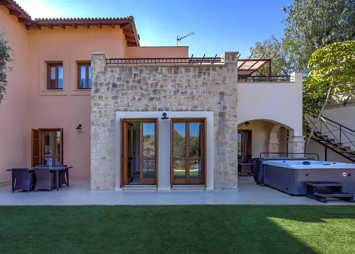 ヴィラ Beautiful, Modern Iz01 With Private Garden And Hot Tub On Aphrodite Hills クークリア